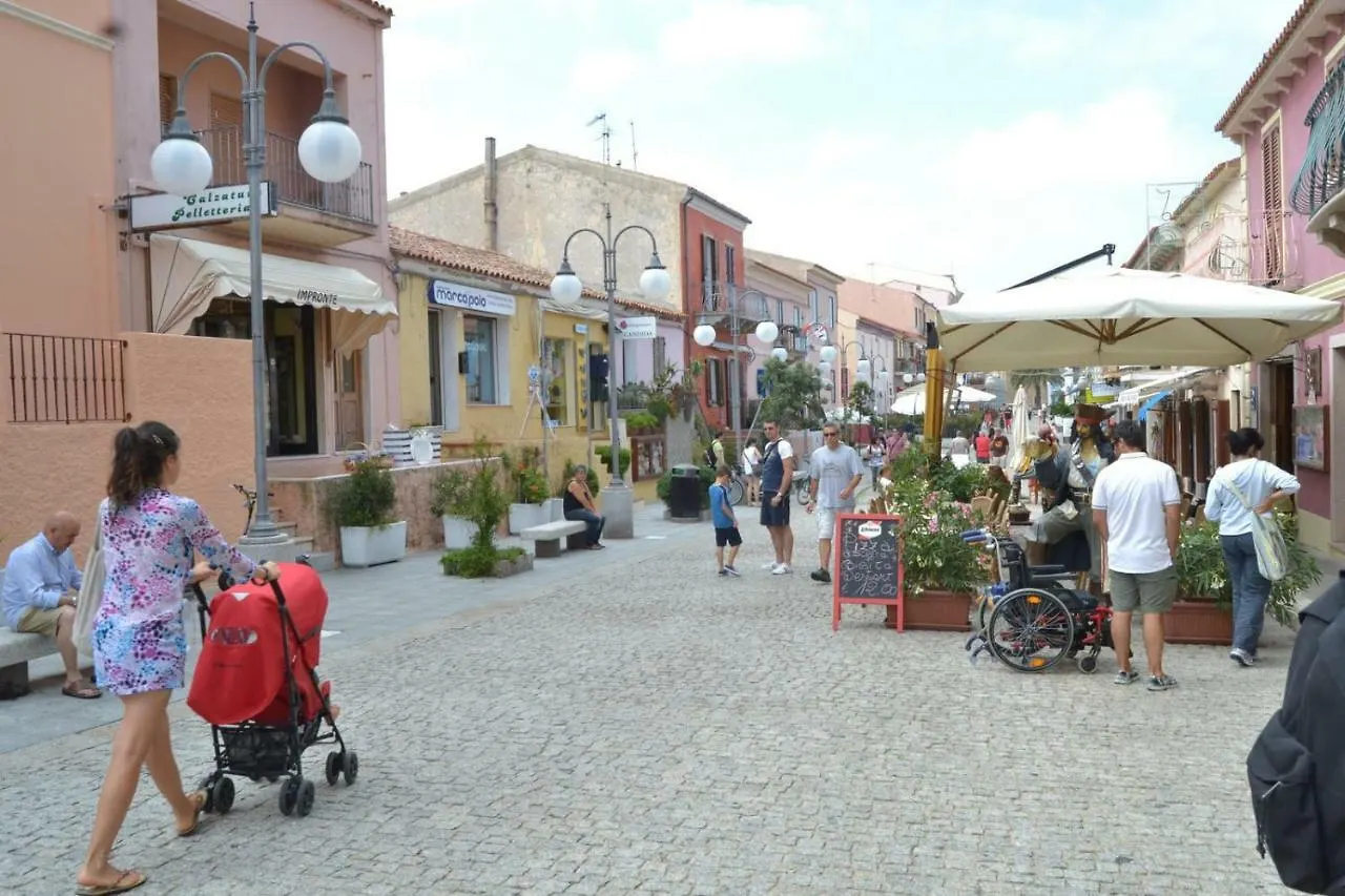 Splendido mono vista mare con wi fi a 100 mt da spiaggia Santa Teresa di Gallura Appartamento